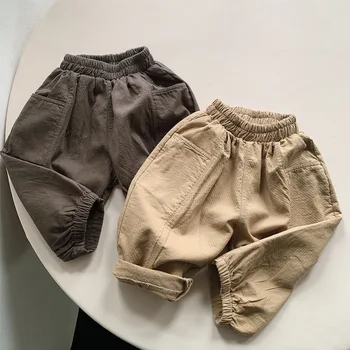 Осенние новые детские хлопчатобумажные брюки в стиле ретро с карманами для мальчиков и девочек, Корейские свободные повседневные брюки, верхняя одежда для малышей, брюки WTP150