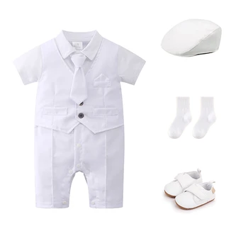 Костюм для крещения маленьких мальчиков на 0-24 месяца, летний Вечерний костюм джентльмена, Белый комбинезон с галстуком, костюмы для новорожденных, платье для дня рождения